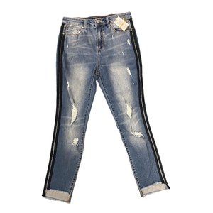Tinseltown Blue Step Hem Jean NWT